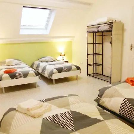 Grand Gite Familial Avec Piscine Chauffee, Proche Foret Des Colettes Et Activites De Plein Air - Fr-1-489-477 Louroux-de-Bouble